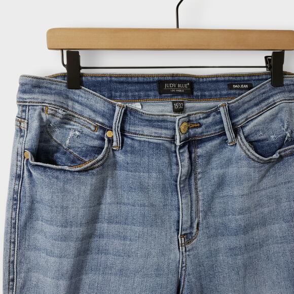 Judy Blue Parkersburg Mid Rise Dad Straight Jean Sz 15/32 Light Wash Distressed - Picture 4 of 16